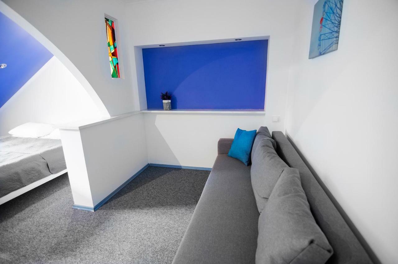 Friends Hostel Lviv Rustaveli Str מראה חיצוני תמונה