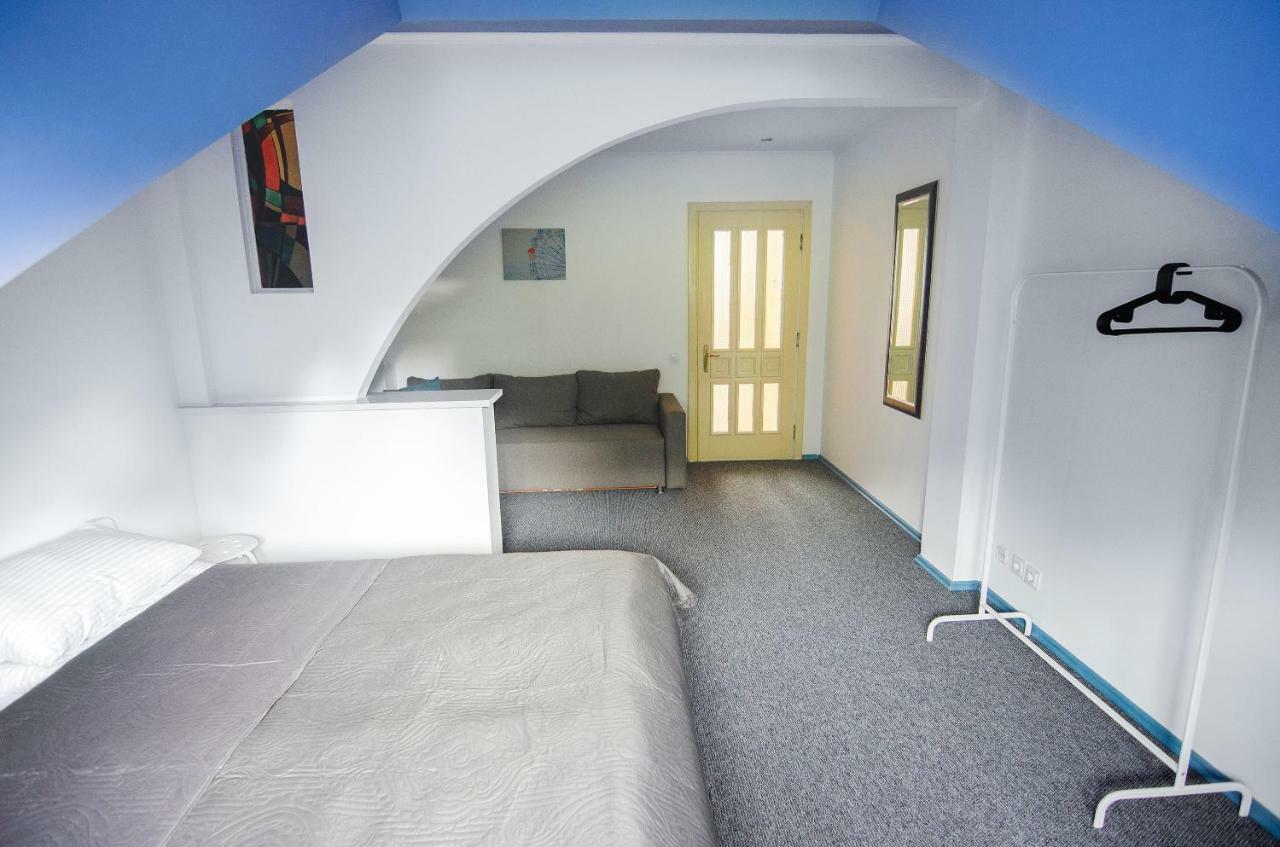 Friends Hostel Lviv Rustaveli Str מראה חיצוני תמונה