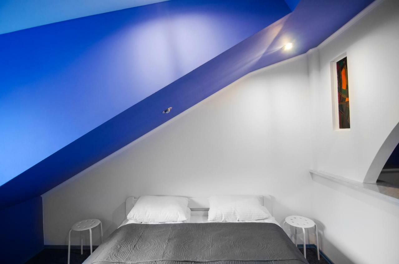 Friends Hostel Lviv Rustaveli Str מראה חיצוני תמונה